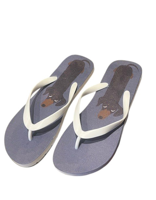 grijze teckel flipflops_7